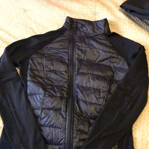 Asymmetrical zip running Jacket